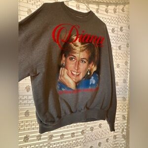 Princess Diana Moby Thrift crewneck